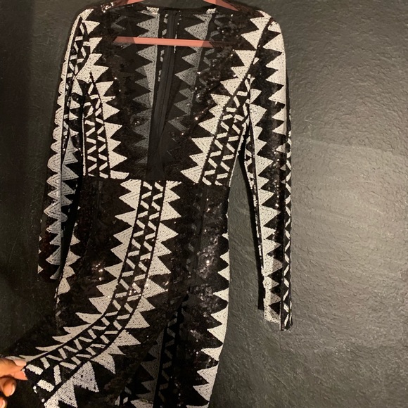 Black & white patterned sequined dress - Picture 2 of 4